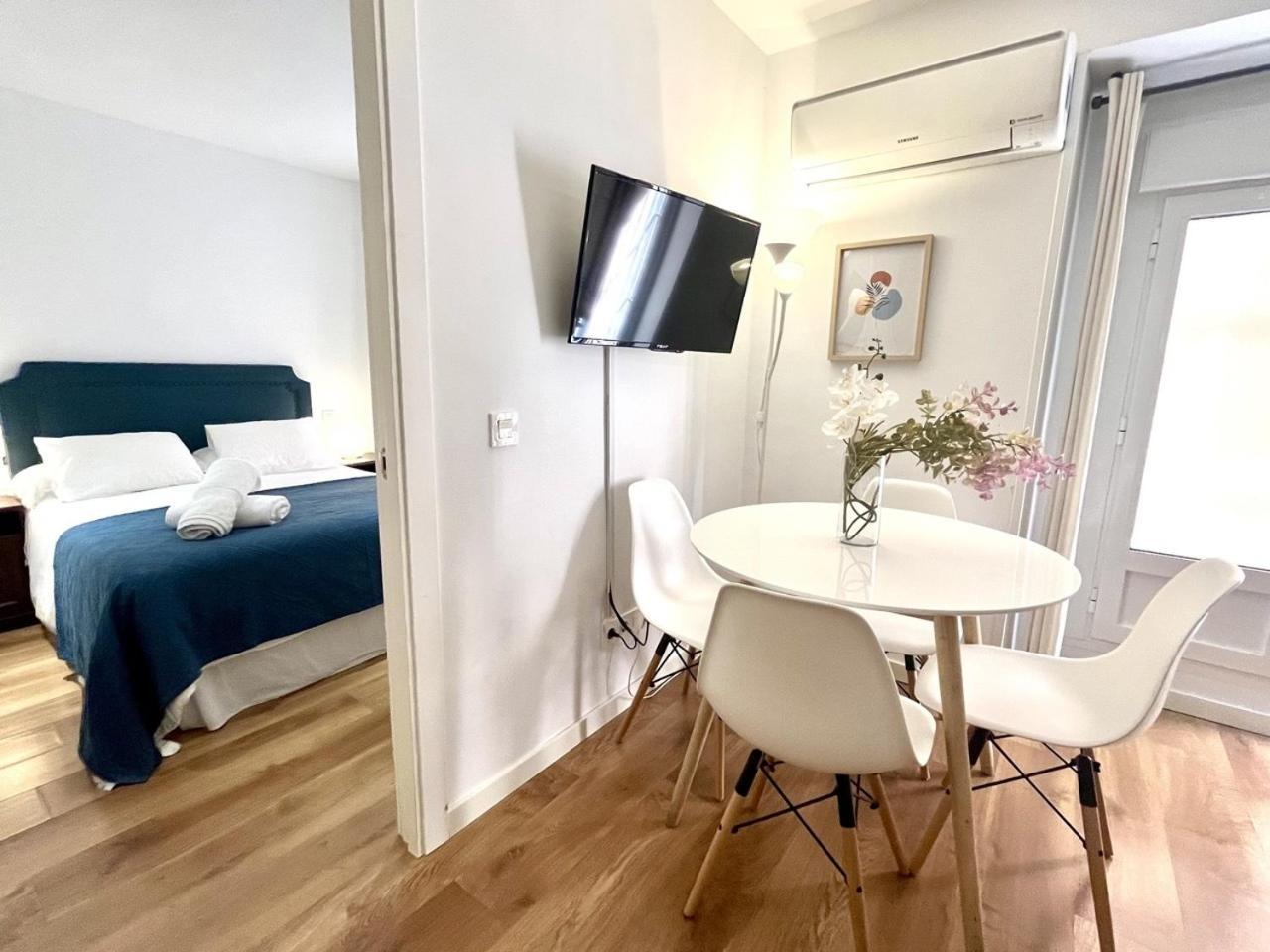 Dplace To Be - Exclusive Apartments In Historic Center Madryt Pokój zdjęcie