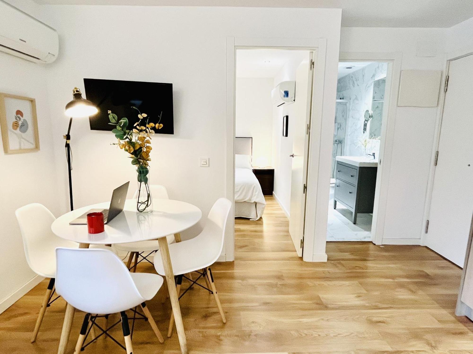 Dplace To Be - Exclusive Apartments In Historic Center Madryt Pokój zdjęcie