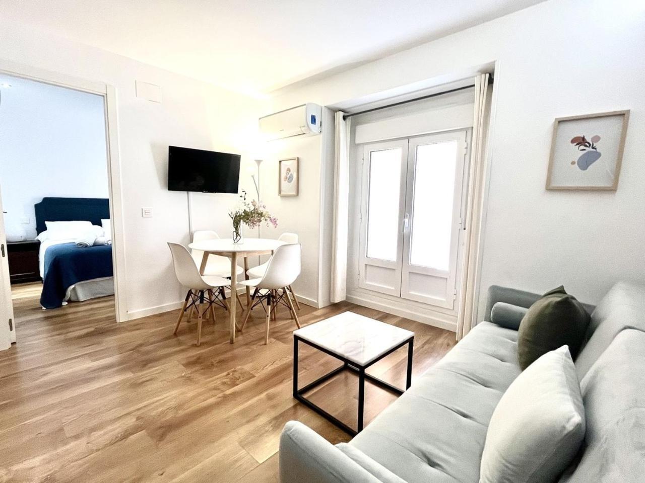 Dplace To Be - Exclusive Apartments In Historic Center Madryt Pokój zdjęcie