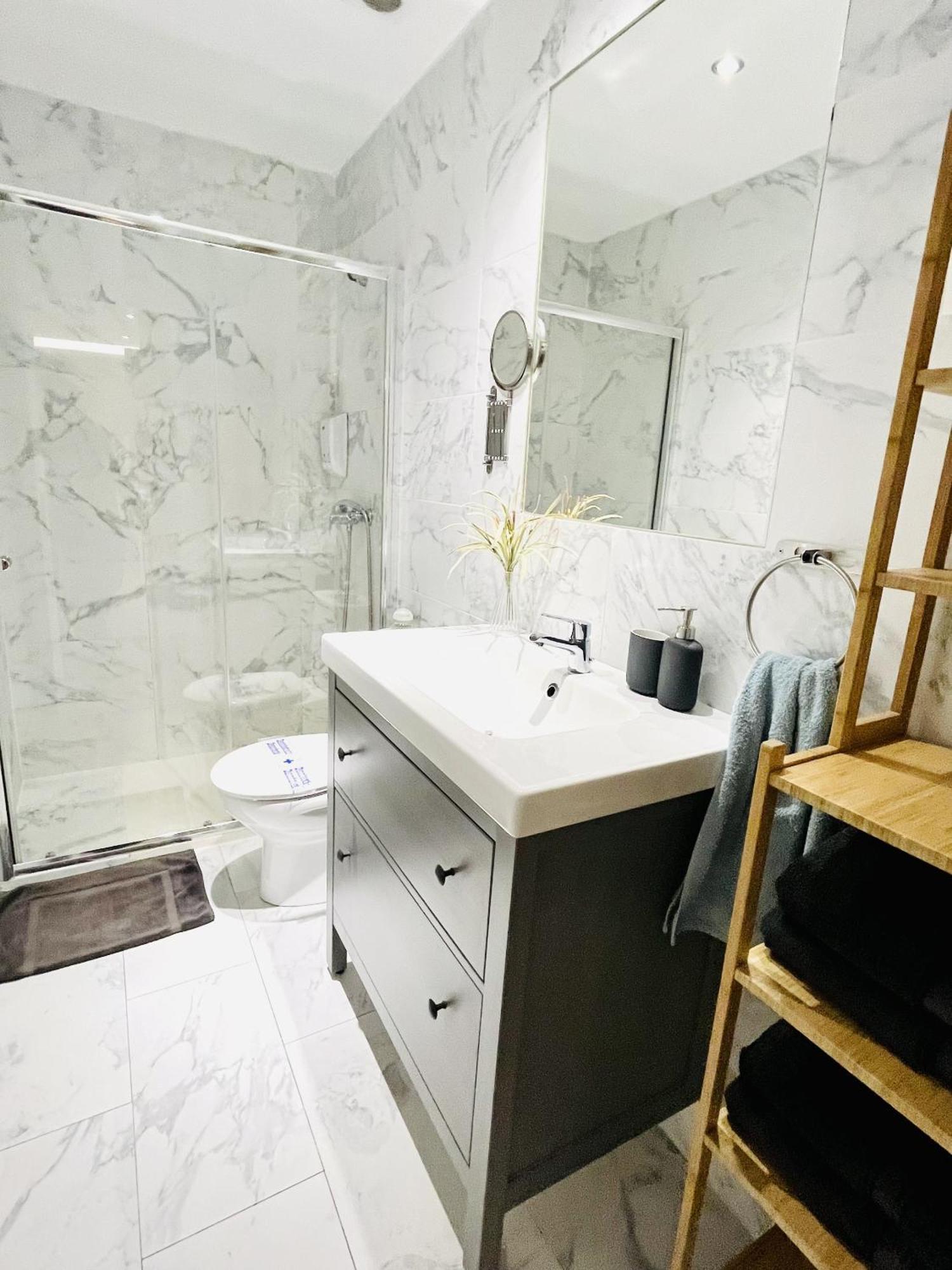 Dplace To Be - Exclusive Apartments In Historic Center Madryt Pokój zdjęcie